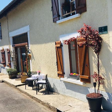 Maison Blanche De Hudson Cussac  Exterior photo